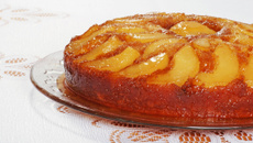 Gâteau de semoule aux pommes caramélisées