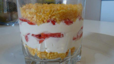 Tiramisu fraises corn flakes