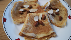 Crêpes délicieuses aux amandes
