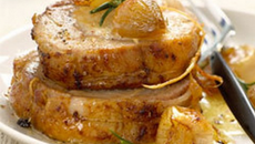 Rôti de porc caramélisé aux échalotes