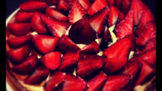 Tarte sablée aux fraises et crème pâtissière maison 