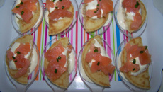 Bouchées blinis et saumon