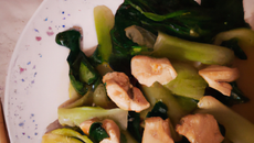 Poulet sauté au bok choy