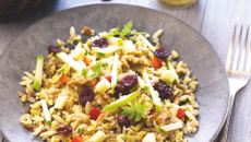 Salade énergie aux céréales de campagne et fruits