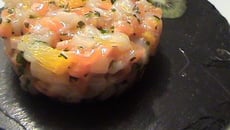 Tartare de saumon et Noix de Saint Jacques à l'orange