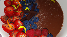 Fruits épicés et crème au chocolat
