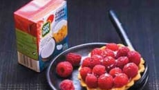 Tartelettes à la noix de coco et aux framboises