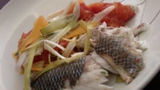 Papillote de bar aux légumes