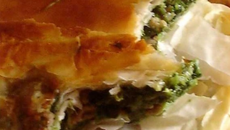 Carrés feuilletés aux épinards