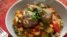 Couscous de quinoa et boulettes d'agneau, sans gluten