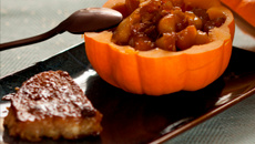 Brioche perdue et fruits d'automne, caramel beurre salé