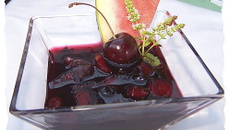 Salade de fruits toute rouge