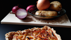 Tourte aux pommes de terre et oignons