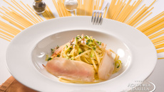 Linguine à l’espadon et courgettes