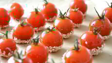 Tomates en cages de sucre