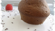 Moelleux chocolat au yaourt, cœur framboises , sans beurre