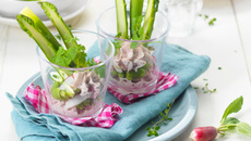 Verrine printanière au Tartare® Cranberry & Poivres