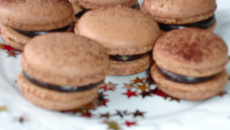Macarons au chocolat selon P. Hermé