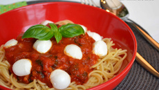 Spaghetti alla caprese