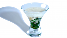 Velouté d'huîtres Marennes Oléron chaudes aromatisées au pineau des Charentes