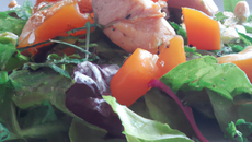 Salade de poulet aux pêches