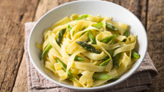 Tagliatelles aux asperges vertes