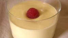 Mousse au chocolat blanc simple et délicieuse