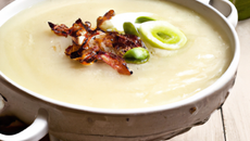 Soupe de poireaux et lardons