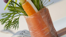 Saumon de Norvège fume en bouquet garni estival