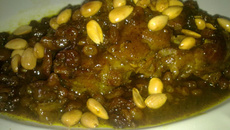 Tajine de collier d'agneau sucré (mrouzia)