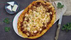 Pizza pide (pizza turque) au "Minibri"
