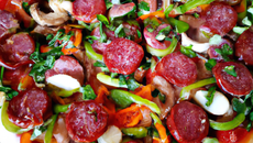 Pizza légumes et merguez