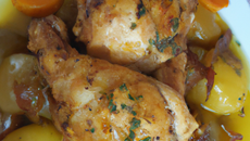 Chapon lutté aux griottes et aux quetsches