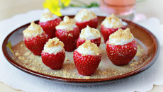 Fraise fourrée au fromage