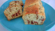 Cake aux tomates séchées