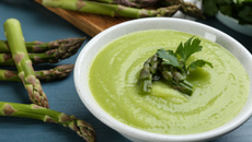 Crème d'asperge froide