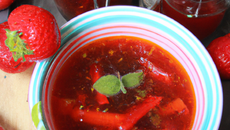 Compotée aux poivrons et aux fraises