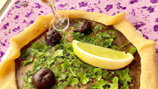 Martini citronnelle et coriandre galette très fine à la prune