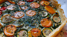 Tarte aux légumes et aux herbes