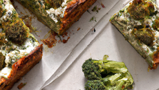 Cake aux brocolis et au feta