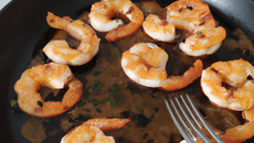 Crevettes flambées au rhum (ou whisky)