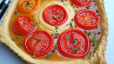 Tarte aux tomates et à la moutarde