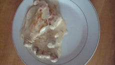 Escalope en sauce à la crème et aux champignons