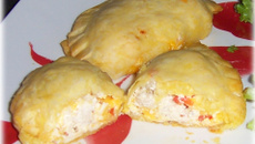 Chaussons poulet, poivron, ricotta