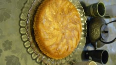 Délicieux gâteau aux pommes pour le thé