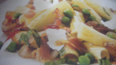 Rigatoni petits pois speck