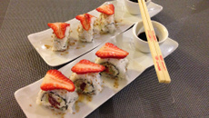 Sushi maguro ichigo roll ( Sushi rouleau thon fraise )