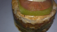 Poulet façon basquaise en mille feuilles