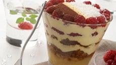 Tiramisu à la compotée d'ananas, framboises et saveur chicorée