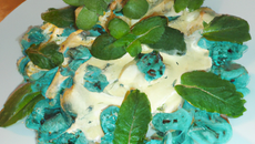 Pâtes à la sauce au roquefort et à la menthe